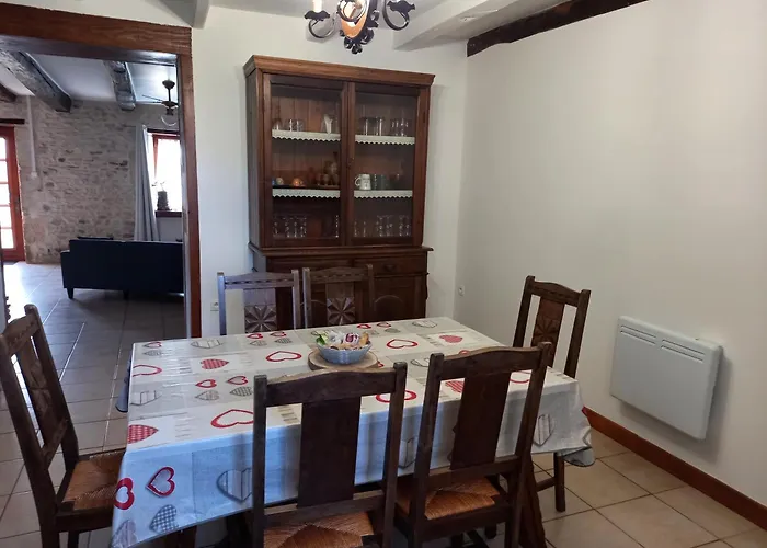 Le Papillon Casa de Férias Savigne